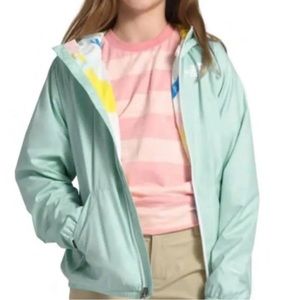 The North Face NWT North Face Youth Girls Jacket - New Size Large 14/16